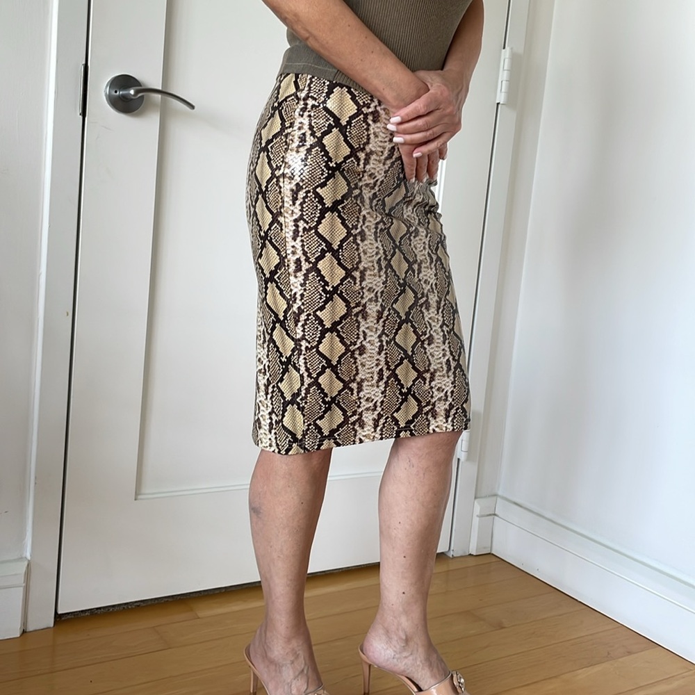 Authentic French Designer’s fitted Skirt